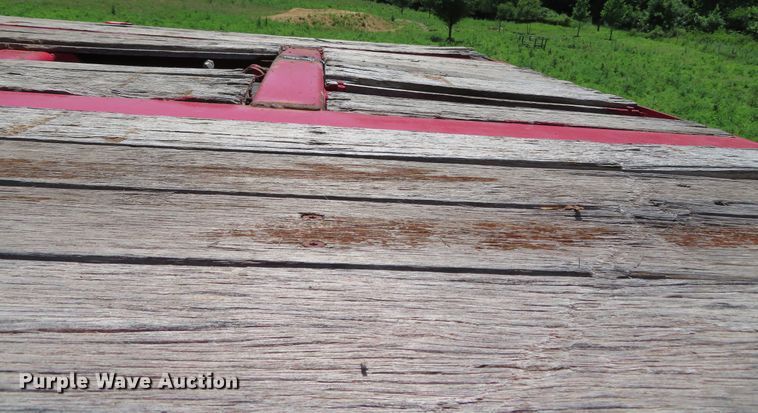 image for item DR0081 2003 XL Specialized Trailers XL-70  lowboy equipment trailer