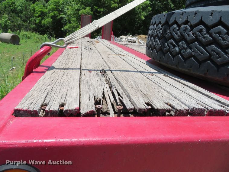 image for item DR0081 2003 XL Specialized Trailers XL-70  lowboy equipment trailer