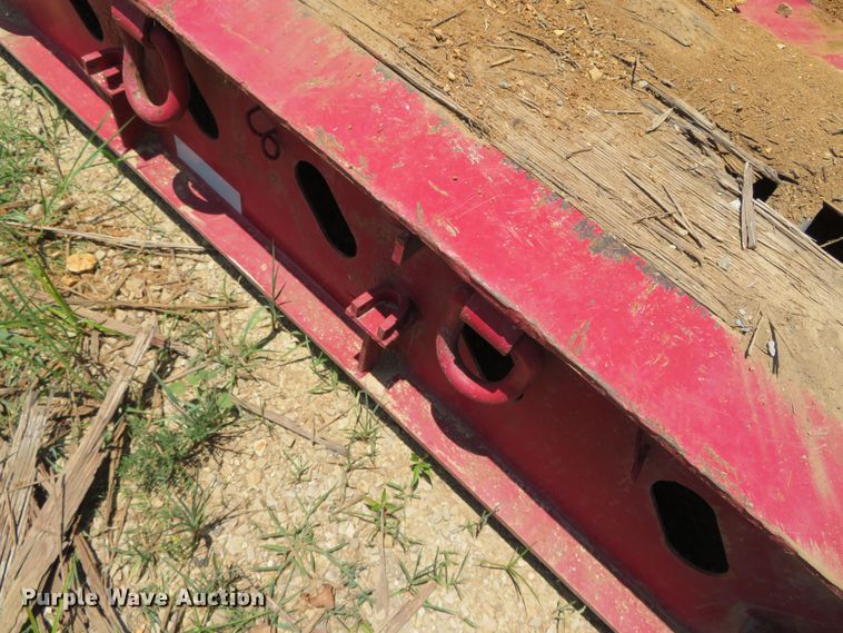 image for item DR0081 2003 XL Specialized Trailers XL-70  lowboy equipment trailer