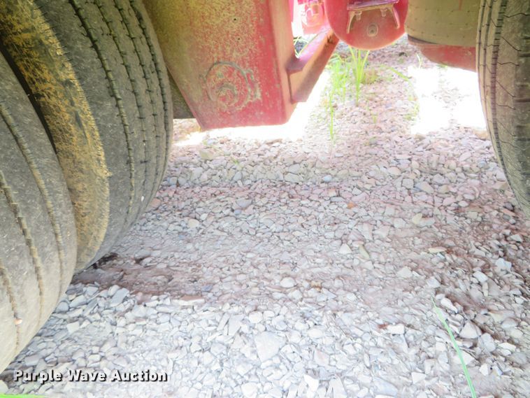 image for item DR0081 2003 XL Specialized Trailers XL-70  lowboy equipment trailer