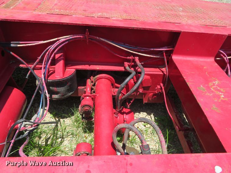 image for item DR0081 2003 XL Specialized Trailers XL-70  lowboy equipment trailer