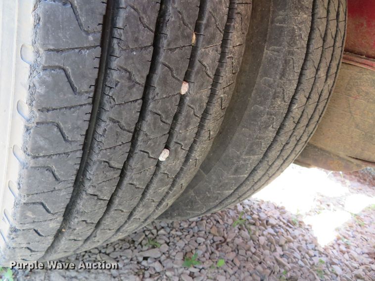 image for item DR0081 2003 XL Specialized Trailers XL-70  lowboy equipment trailer