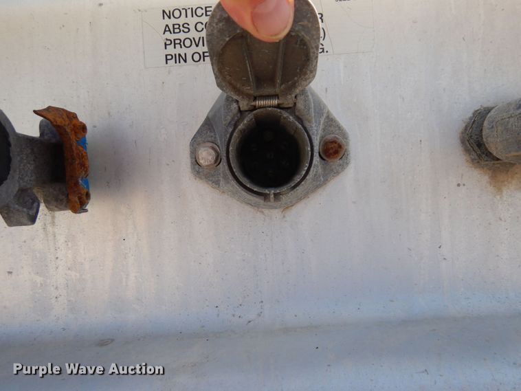 image for item DR0499 2007 Heil  pneumatic dry bulk trailer