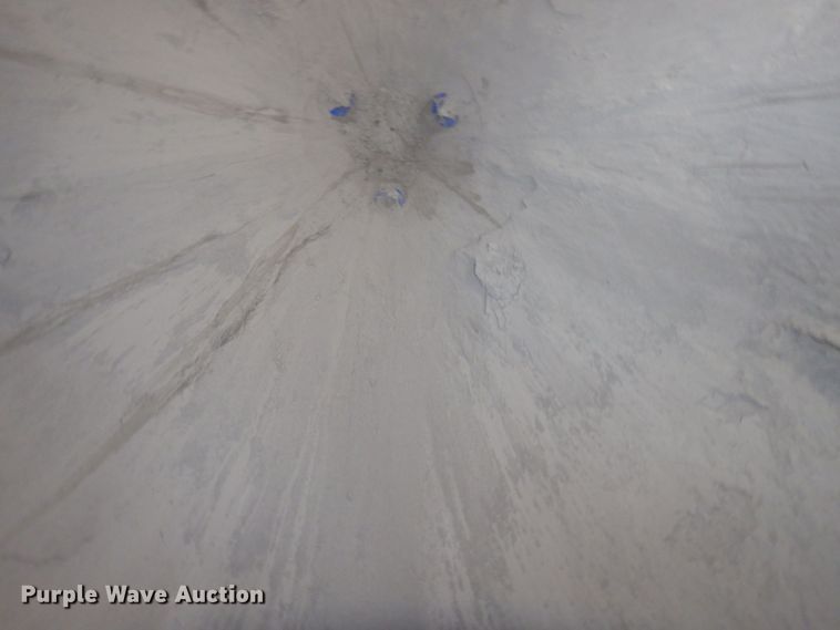 image for item DR0499 2007 Heil  pneumatic dry bulk trailer