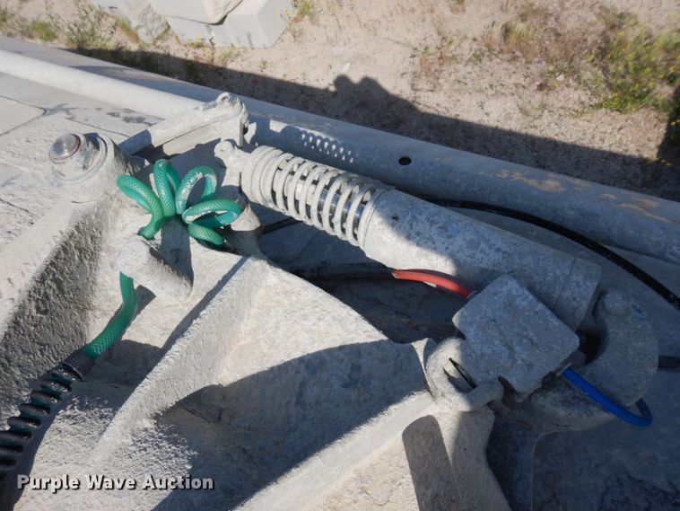 image for item DR0499 2007 Heil  pneumatic dry bulk trailer