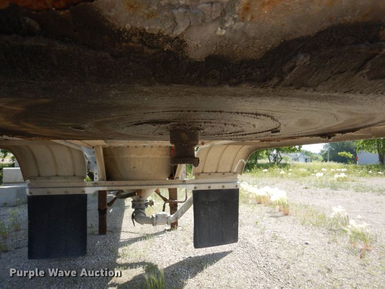 image for item DR0499 2007 Heil  pneumatic dry bulk trailer