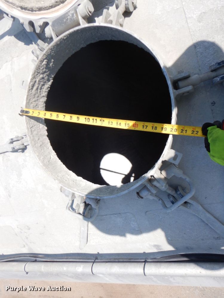 image for item DR0507 2007 Heil  pneumatic dry bulk trailer