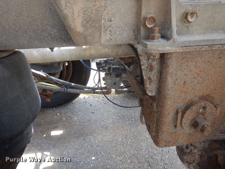 image for item DR0507 2007 Heil  pneumatic dry bulk trailer