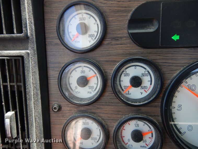 image for item DR1213 2011 Freightliner Coronado  semi truck