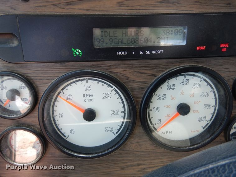 image for item DR1213 2011 Freightliner Coronado  semi truck