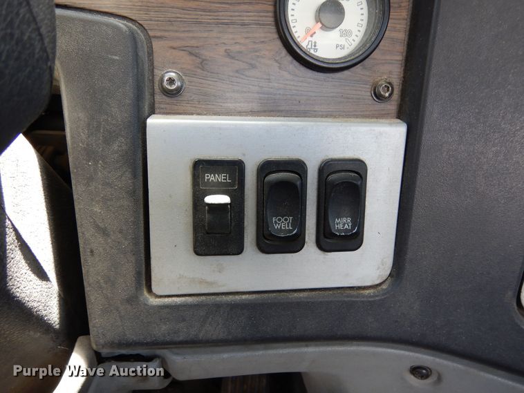 image for item DR1213 2011 Freightliner Coronado  semi truck