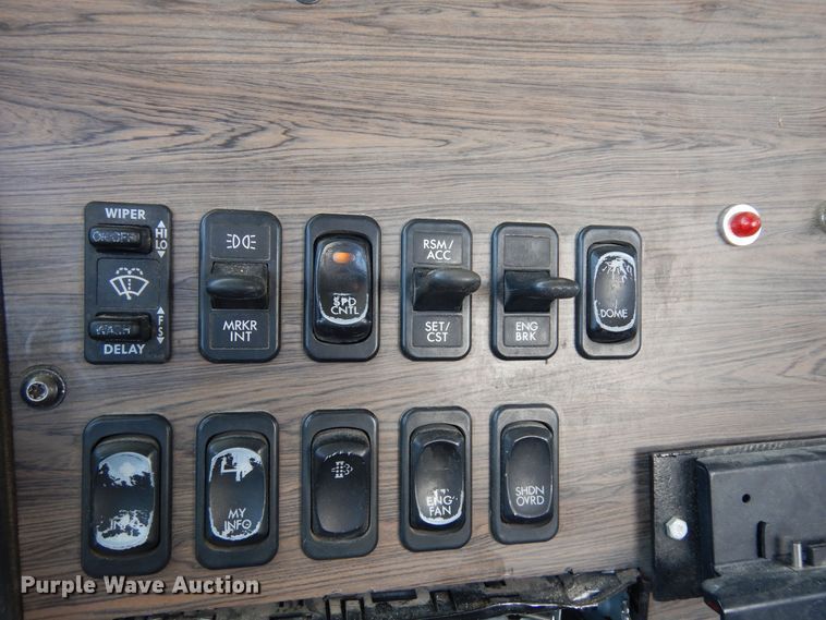 image for item DR1213 2011 Freightliner Coronado  semi truck