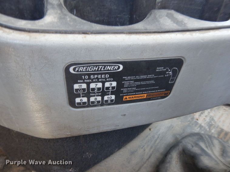 image for item DR1213 2011 Freightliner Coronado  semi truck