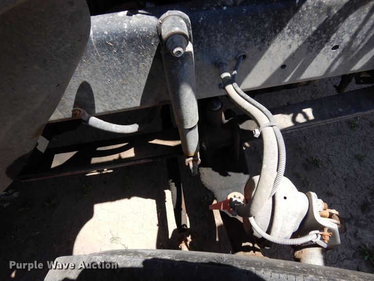 image for item DR1213 2011 Freightliner Coronado  semi truck