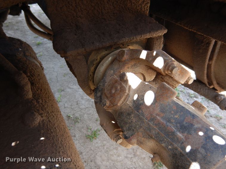 image for item DR1213 2011 Freightliner Coronado  semi truck