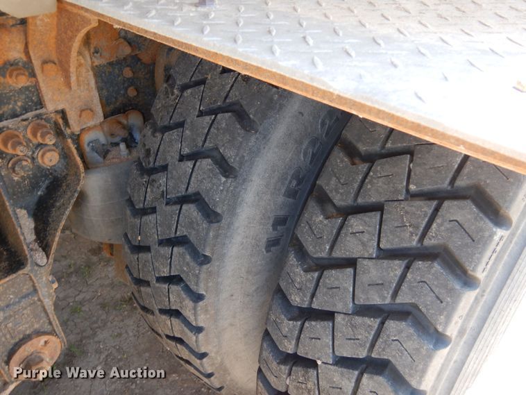 image for item DR1213 2011 Freightliner Coronado  semi truck