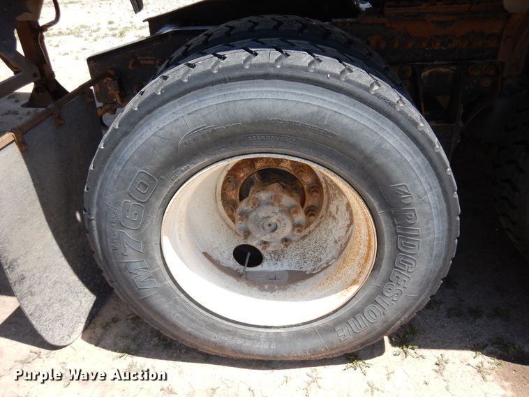 image for item DR1213 2011 Freightliner Coronado  semi truck