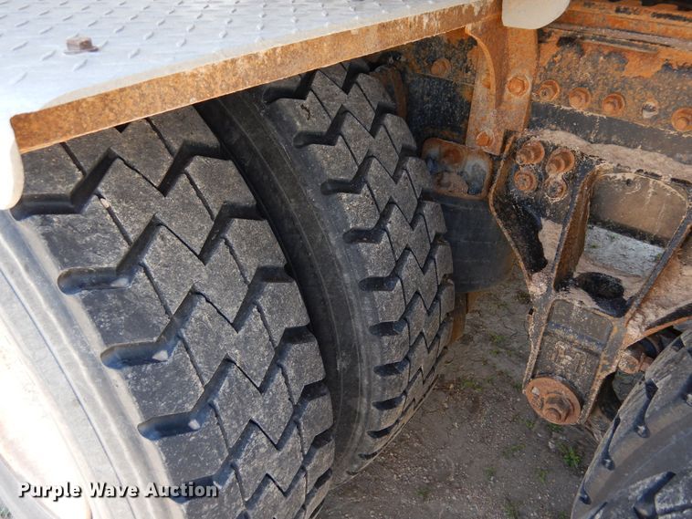 image for item DR1213 2011 Freightliner Coronado  semi truck