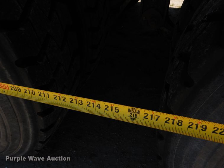 image for item DR1213 2011 Freightliner Coronado  semi truck