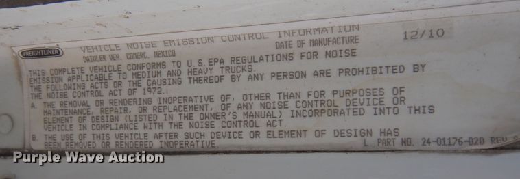 image for item DR1213 2011 Freightliner Coronado  semi truck