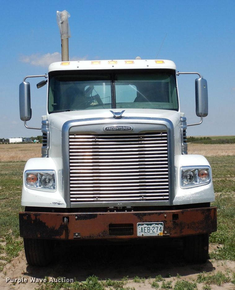 image for item DR1214 2013 Freightliner Coronado  semi truck