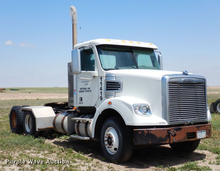 image for item DR1214 2013 Freightliner Coronado  semi truck