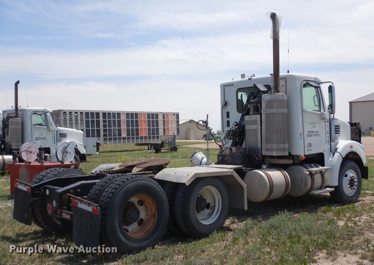 image for item DR1214 2013 Freightliner Coronado  semi truck