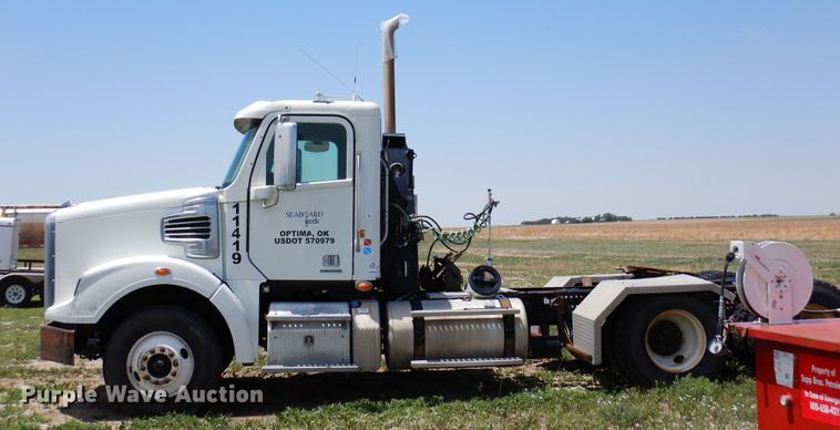 image for item DR1214 2013 Freightliner Coronado  semi truck