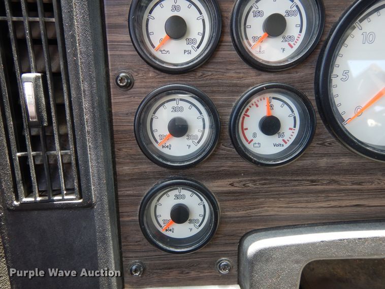 image for item DR1214 2013 Freightliner Coronado  semi truck