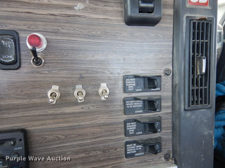 image for item DR1214 2013 Freightliner Coronado  semi truck