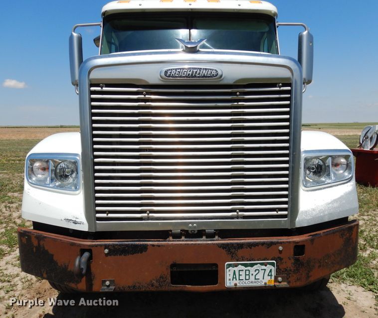 image for item DR1214 2013 Freightliner Coronado  semi truck