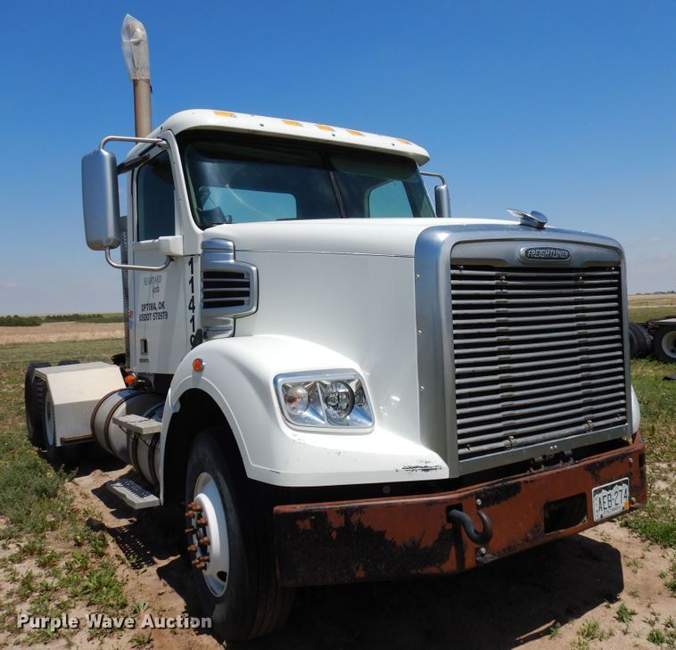 image for item DR1214 2013 Freightliner Coronado  semi truck