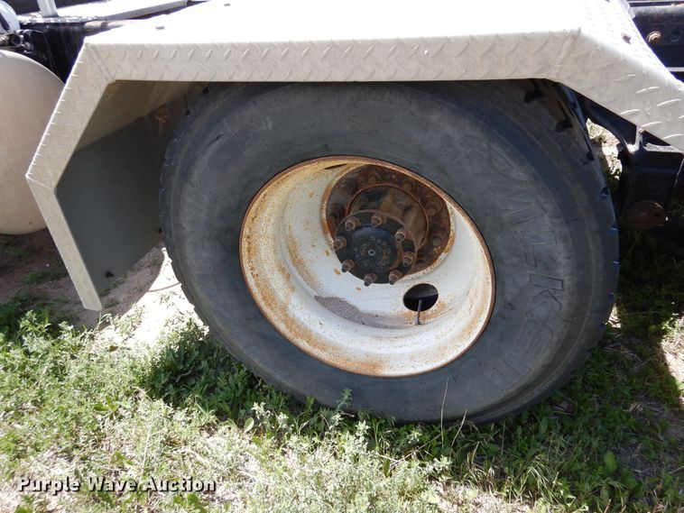 image for item DR1214 2013 Freightliner Coronado  semi truck