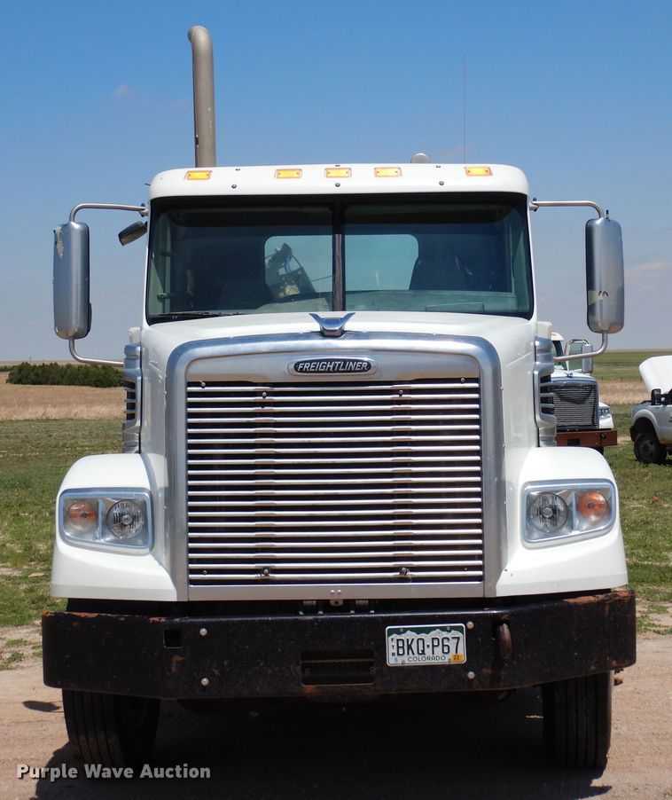 image for item DR1215 2013 Freightliner Coronado  semi truck