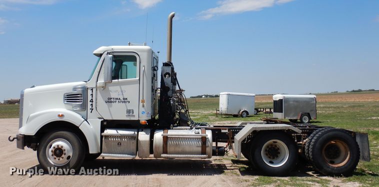 image for item DR1215 2013 Freightliner Coronado  semi truck