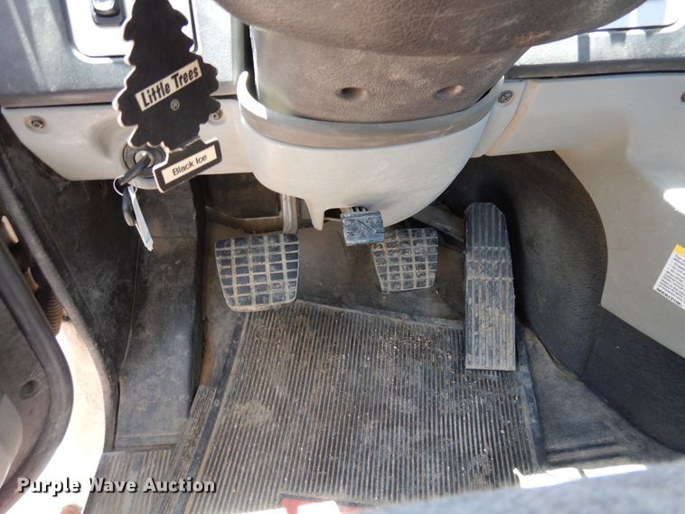 image for item DR1215 2013 Freightliner Coronado  semi truck