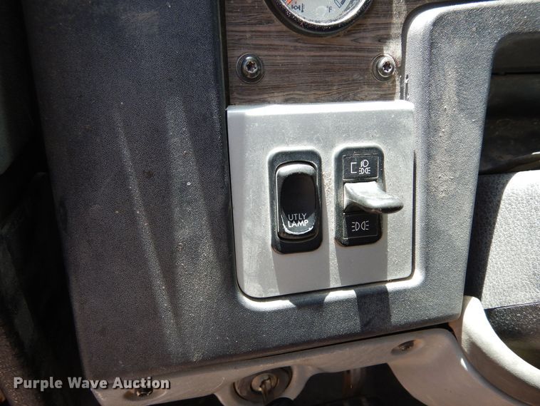 image for item DR1215 2013 Freightliner Coronado  semi truck