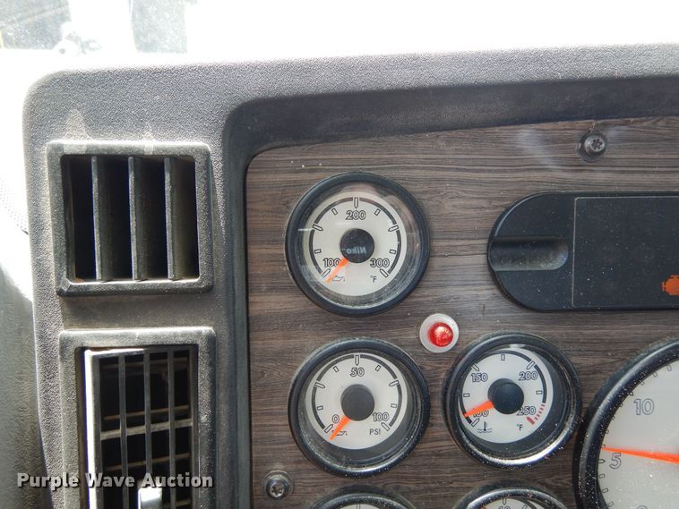 image for item DR1215 2013 Freightliner Coronado  semi truck