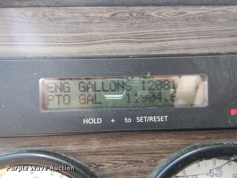 image for item DR1215 2013 Freightliner Coronado  semi truck