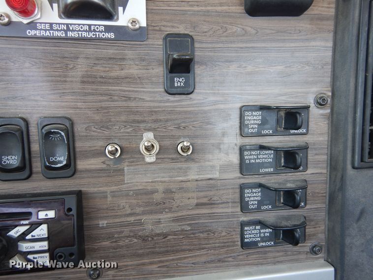 image for item DR1215 2013 Freightliner Coronado  semi truck