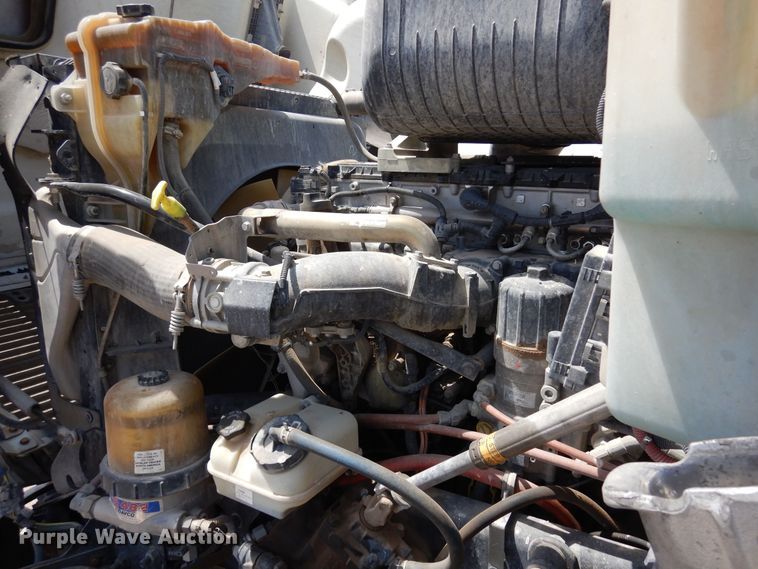 image for item DR1215 2013 Freightliner Coronado  semi truck