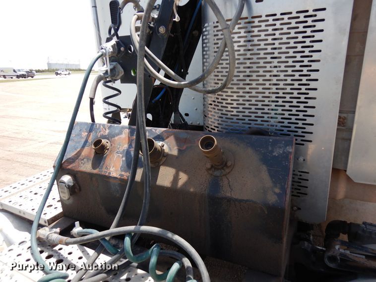 image for item DR1215 2013 Freightliner Coronado  semi truck