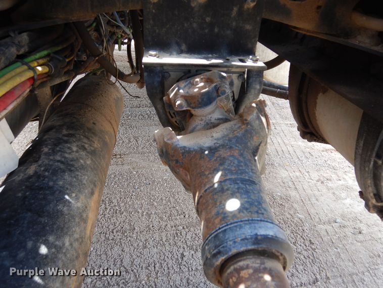 image for item DR1215 2013 Freightliner Coronado  semi truck