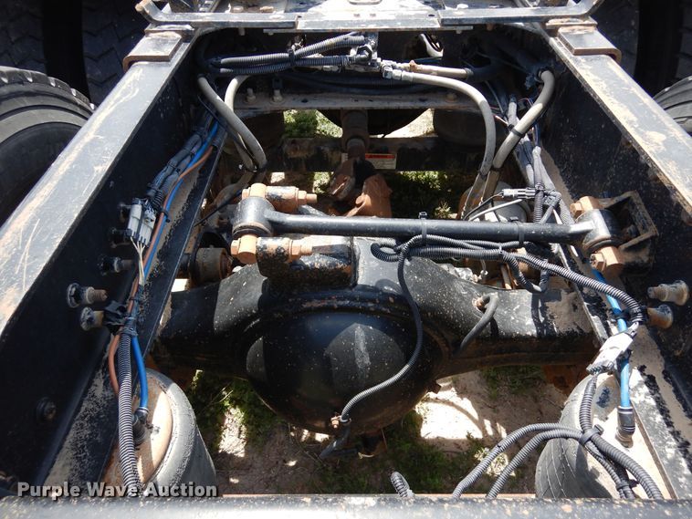 image for item DR1215 2013 Freightliner Coronado  semi truck