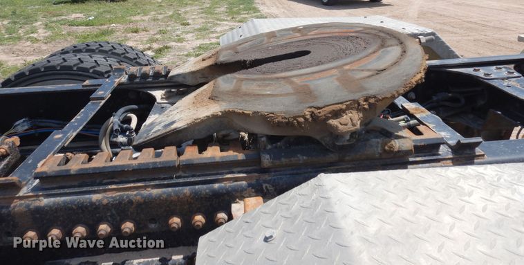 image for item DR1215 2013 Freightliner Coronado  semi truck