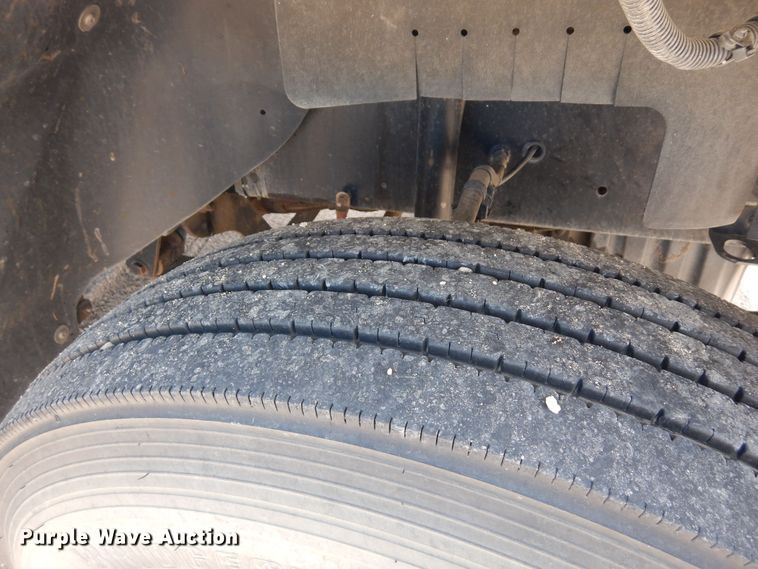 image for item DR1215 2013 Freightliner Coronado  semi truck