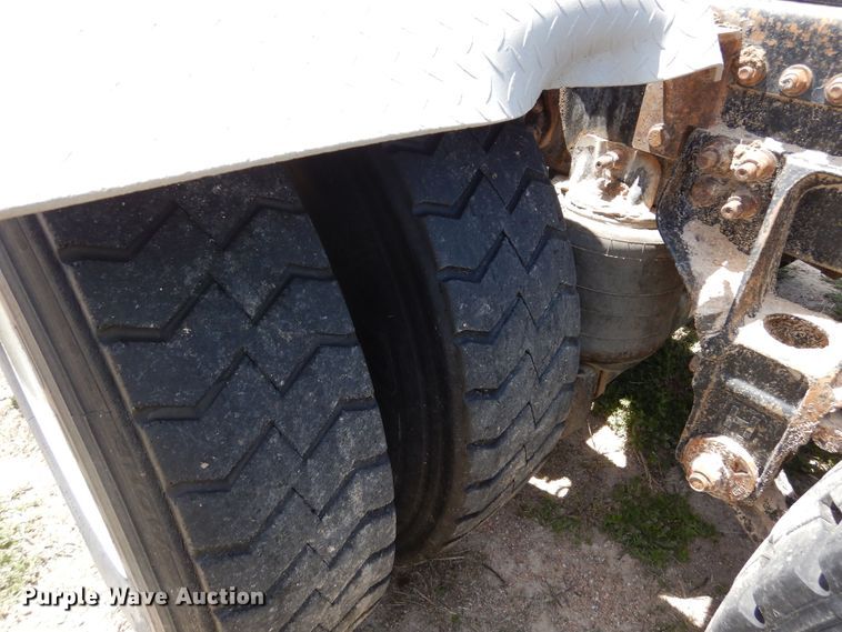 image for item DR1215 2013 Freightliner Coronado  semi truck