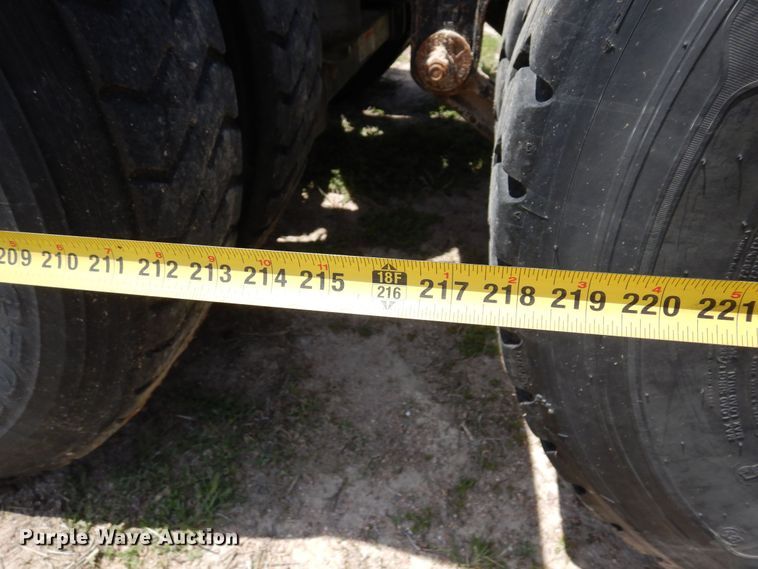 image for item DR1215 2013 Freightliner Coronado  semi truck