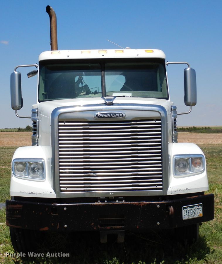 image for item DR1216 2013 Freightliner Coronado  semi truck