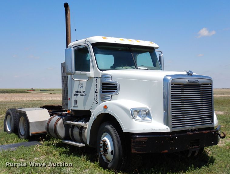 image for item DR1216 2013 Freightliner Coronado  semi truck